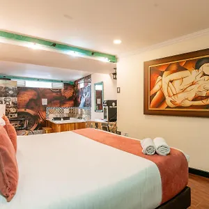 Hotel Casa Antigua